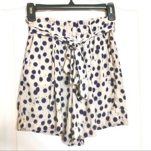 Anna Glover x H&M Paper Bag 🦋 Butterfly Shorts